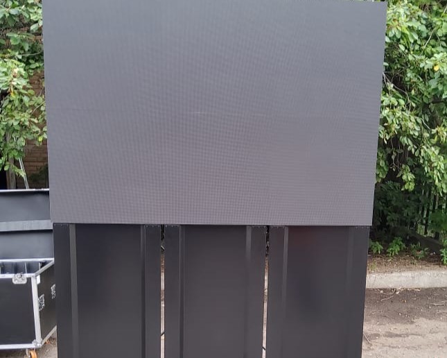 Сценический LED-экран Radio Tapok: модульный сценический LED-экран, Москва
